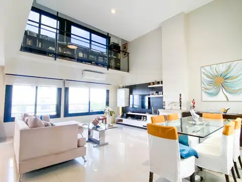 Av. Maipú al 4000 entre Mariano Moreno y A. Hipolito Bouchard