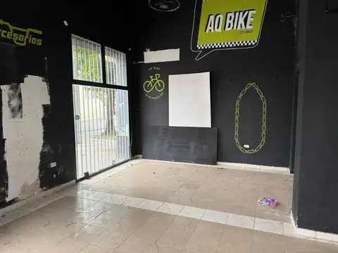 Local en Alquiler en Nuestra Señora De Lourdes, $ 2.300.000