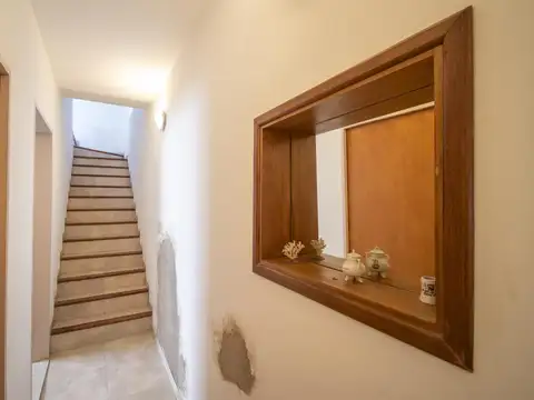 Depto Tipo Casa 9 ambientes con 4 baños