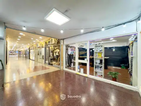 VENTA | PERMUTA - Local Comercial en Galeria - Centro, Rosario.