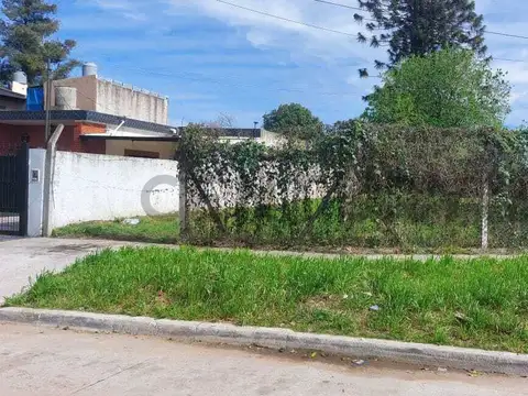 Venta de Terreno en Bella Vista, cerca de accesos