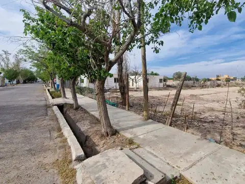 VENTA GRAN TERRENO 2347 M2 POCITO CENTRO