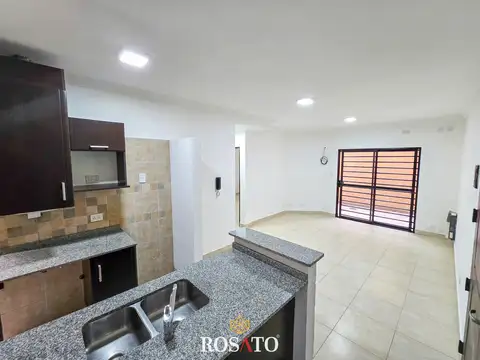 Alquiler Departamento de 3 ambientes en planta baja con dos patios en Villa Lugano
