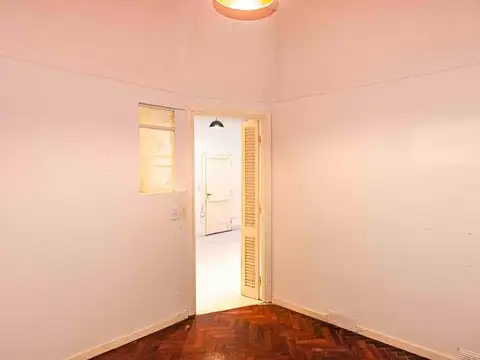 Depto Tipo Casa en Venta 50 años