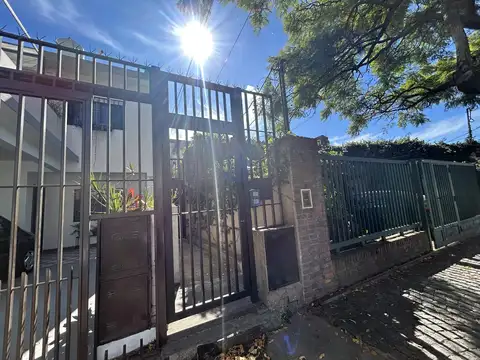 Depto Tipo Casa en Venta de 2 ambientes