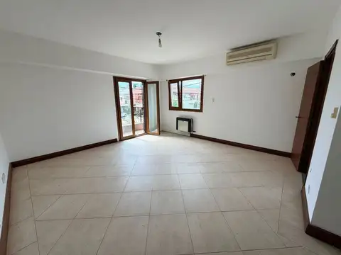Depto Tipo Casa en Venta 34 años