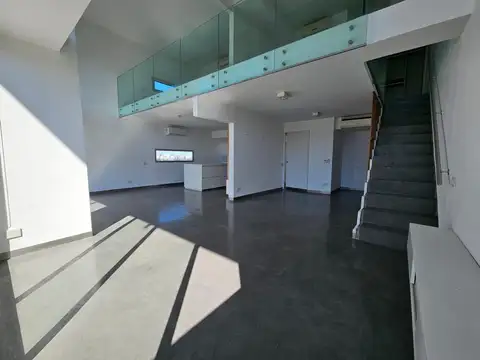 VENTA DUPLEX 3 AMB TERRAZA PISO ALTO COCHERA