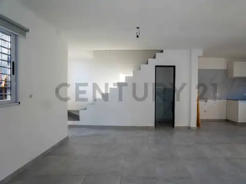 DÚPLEX A ESTRENAR EN VENTA 2 DORMITORIOS PATIO - LA PLATA