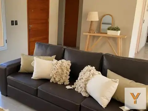 Casa en venta - 4 Dormitorios 4 Baños - Pinamar