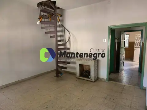 Casa 3 ambientes con 2 baños