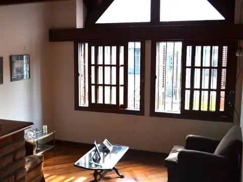 Casa 4 ambientes con 3 baños