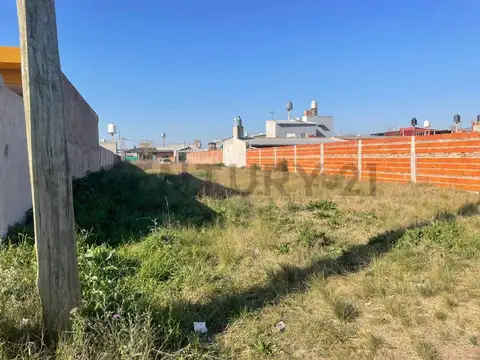 VENTA TERRENO BARRIO SANTA ANA GLEW, TOMA VEHÍCULO EN PARTE