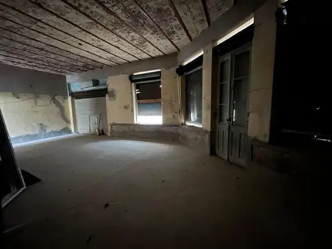 Local en Alquiler 50 años