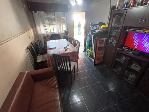 CASA 3 AMB EN VENTA EN LOMAS A METROS CAMINO NEGRO