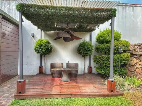 Vta  Casa 4 amb Haedo Coch Jardín Parril APTO CRED