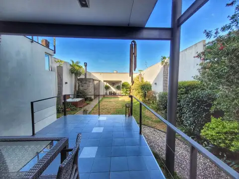 José María Moreno 1300