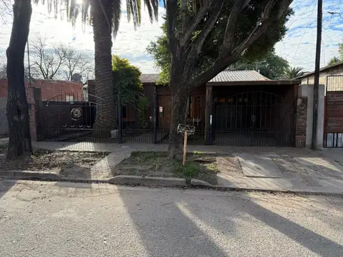 VENTA /CASA/ BARRIO MORENO/ SUNCHALES