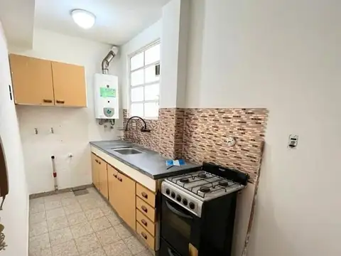 Departamento en Alquiler en Lanus Oeste, $ 830.000