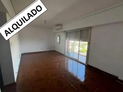 Depto 3 amb al contrafrente c/balcón