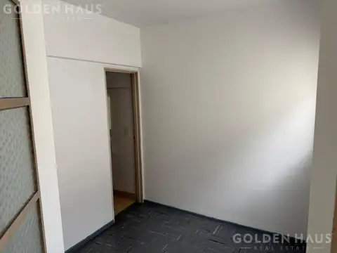 Departamento en Alquiler en Monte Castro, $ 950.000
