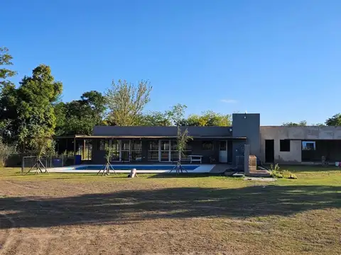CASA QUINTA EN VENTA EN MERCEDES