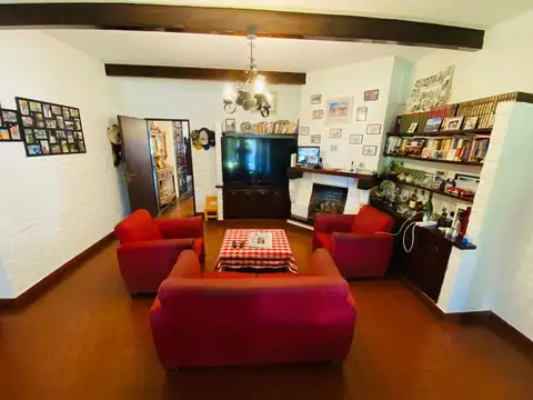 Casa en Venta con 1 cochera