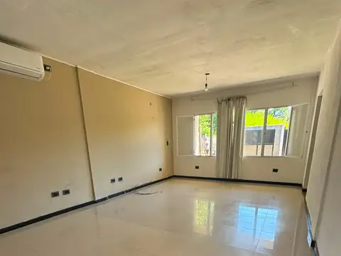 Casa en Alquiler de 3 dormitorios