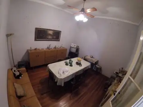 Depto Tipo Casa en Venta 70 años