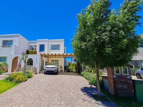 Casa en Venta de 5 dormitorios