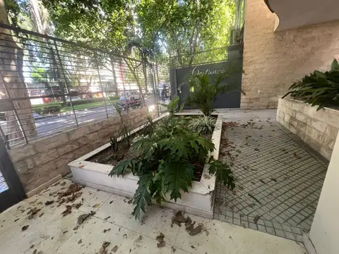 Casa 11 ambientes con 5 baños