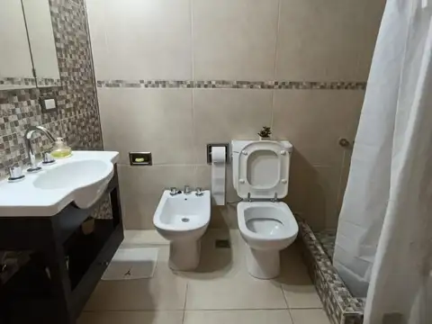 Depto Tipo Casa 5 ambientes con 3 baños