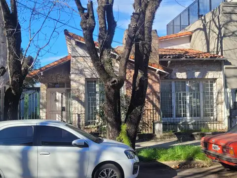 casa en venta Mrtz de vias a sta fe.