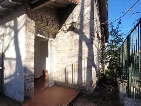 casa en venta Mrtz de vias a sta fe.