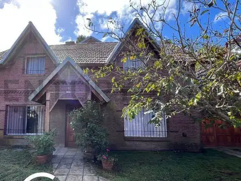 Casa en Villa Gesell en Venta