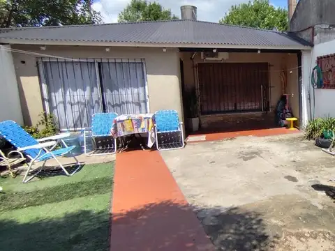 VENTA CASA 3 AMB. I. CASANOVA APTO CRÉDITO GARAGE
