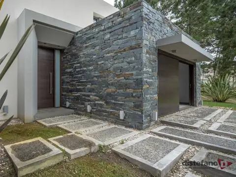 Casa en Alquiler Temporal de 5 dormitorios