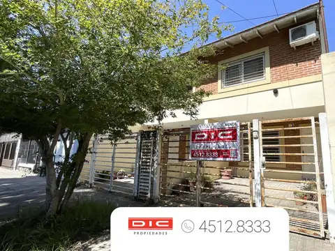 Casa 2 dormitorios Venta - Carapachay