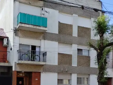 Venta de departamento 2 ambientes en Wilde