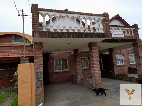 Dúplex en venta - 3 dormitorios 1 baño - 72mts2 - Mar Del Tuyu