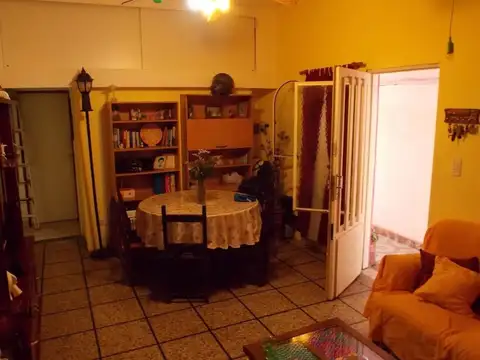 Depto Tipo Casa en Venta en Billinghurst, USD 95.000