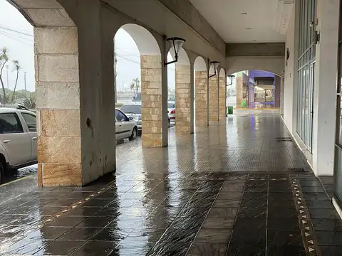 Avenida e/ 79 y 81