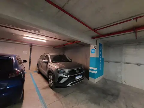 VENTA COCHERA ALTO BURÓ