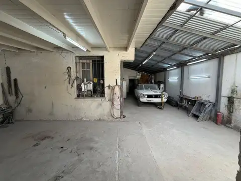 Casa en Venta en Castelar Sur, USD 95.000