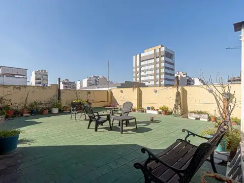 Av. la plata 707 , Piso 1