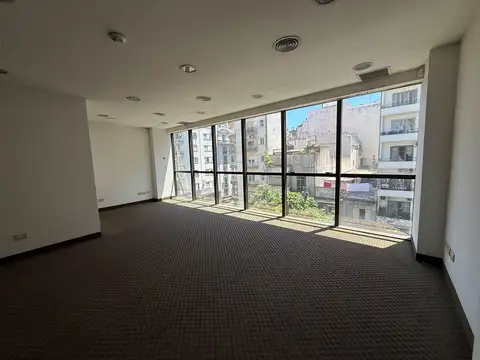 Oficina en Venta al Norte