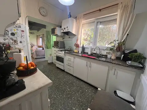 Casa 4 ambientes con 1 baño