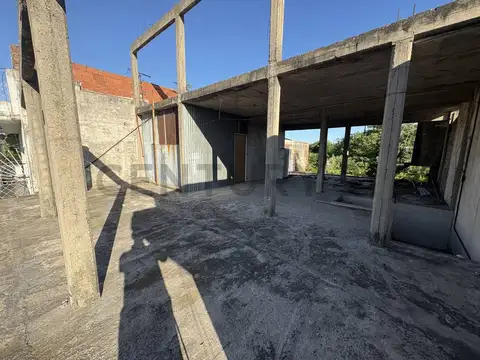 Terreno en Venta en Lanus Oeste, USD 110.000