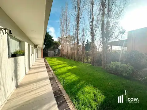 Avenida Real 9260 - Oficina Cristalinas