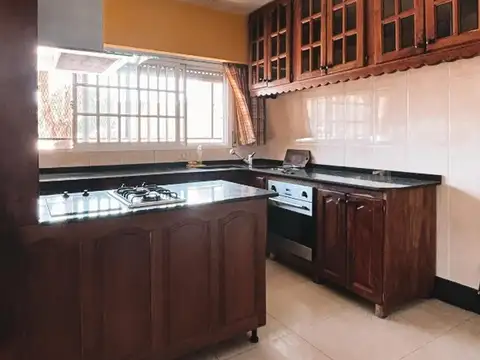 Depto Tipo Casa en Venta de 4 ambientes