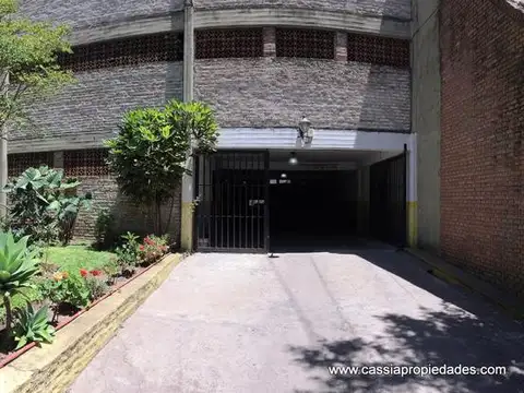 Cochera - Lanús Oeste